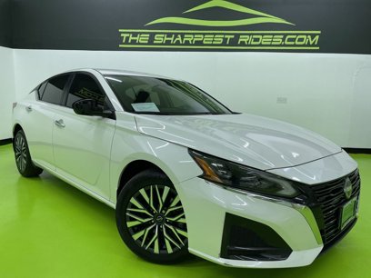 Used 2023 Nissan Altima 2.5 SV