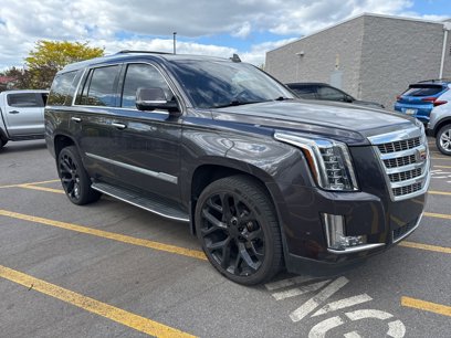 Used 2017 Cadillac Escalade Luxury w/ LPO, Radiant Package