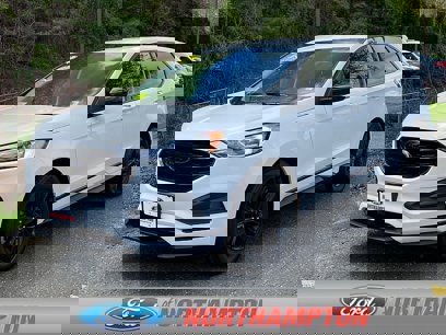 Certified 2022 Ford Edge SE w/ Black Appearance Package