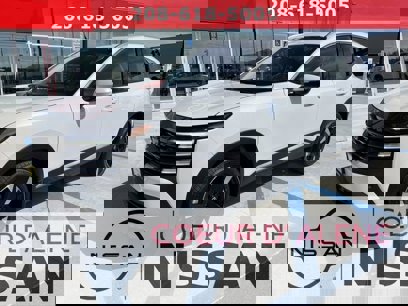 New 2025 Nissan Kicks SR
