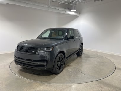 New 2025 Land Rover Range Rover SE