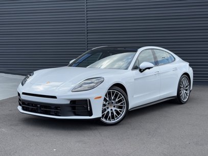 New 2025 Porsche Panamera 4