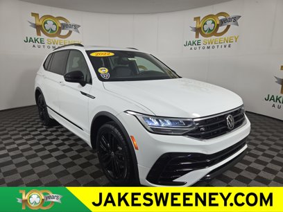 Used 2022 Volkswagen Tiguan SE R-Line