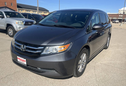Used 2017 Honda Odyssey SE