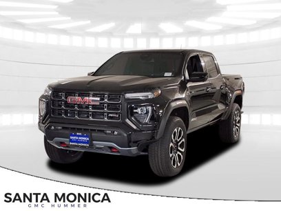 New 2025 GMC Canyon AT4 w/ Nightfall Edition