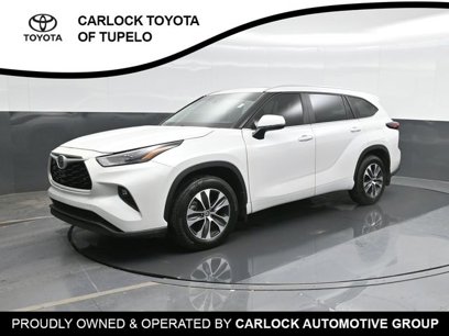 Used 2024 Toyota Highlander XLE