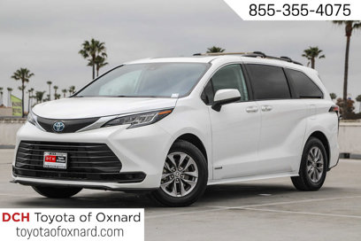 Used 2021 Toyota Sienna LE w/ LE Plus Package