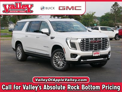 New 2025 GMC Yukon XL Denali w/ Sun & Power Step Package