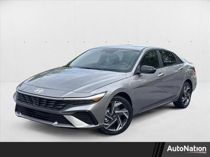 New 2025 Hyundai Elantra SEL