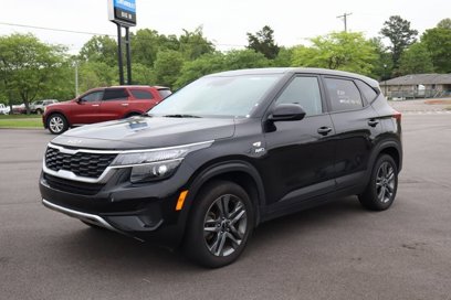 Used 2023 Kia Seltos LX