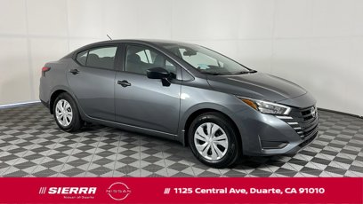 New 2025 Nissan Versa S w/ Trunk Package