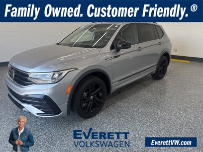 Certified 2024 Volkswagen Tiguan SE R-Line