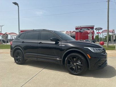 Used 2024 Volkswagen Tiguan SE R-Line