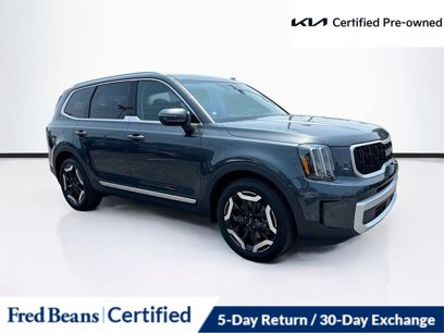 Certified 2024 Kia Telluride EX w/ EX Captain's Chair Package