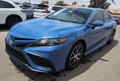 Used 2023 Toyota Camry SE