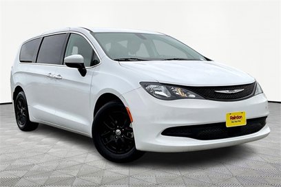 Used 2022 Chrysler Voyager LX