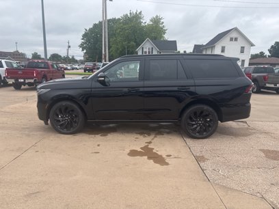 New 2025 Lincoln Navigator Reserve w/ Jet Appearance Package