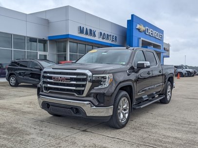 Used 2020 GMC Sierra 1500 SLE w/ SLE Value Package