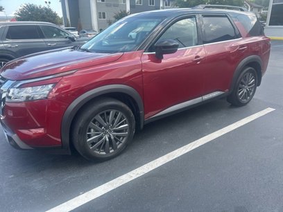 Used 2022 Nissan Pathfinder SL