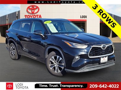 Used 2021 Toyota Highlander XLE