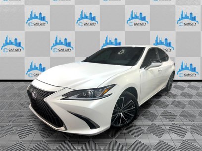 Used 2022 Lexus ES 300h w/ Premium Package