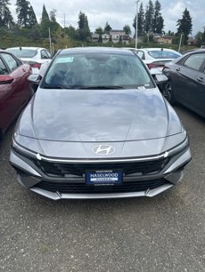 New 2025 Hyundai Elantra Limited