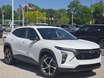 New 2025 Chevrolet Trax RS w/ Sunroof Package