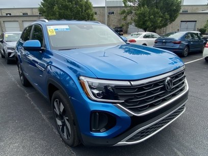 Used 2024 Volkswagen Atlas Cross Sport SE