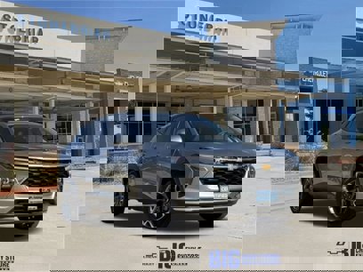 Used 2025 Chevrolet Trax LT w/ Driver Confidence Package