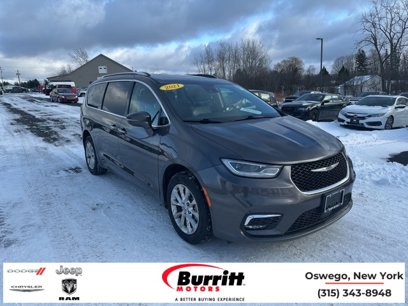 Used 2021 Chrysler Pacifica Touring-L w/ Premium & Safety Sphere Group
