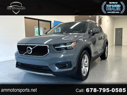 Used 2021 Volvo XC40 T5 Momentum