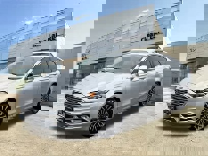 Used 2017 Ford Fusion SE w/ Fusion SE Technology Package