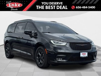 Used 2021 Chrysler Pacifica Limited w/ Premium & Safety Sphere Group