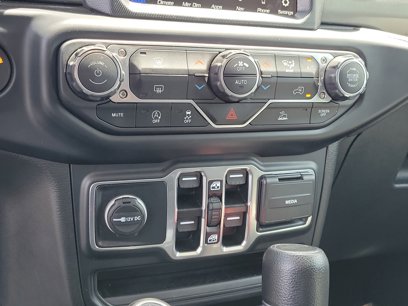 Used 2023 Jeep Gladiator Overland
