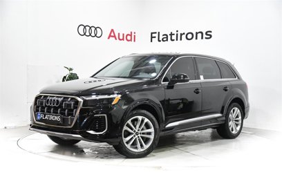 Certified 2025 Audi Q7 2.0T Premium w/ Convenience Package