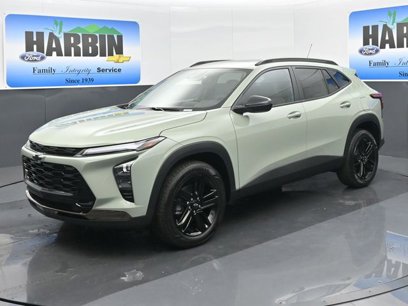 New 2025 Chevrolet Trax ACTIV w/ Sunroof Package