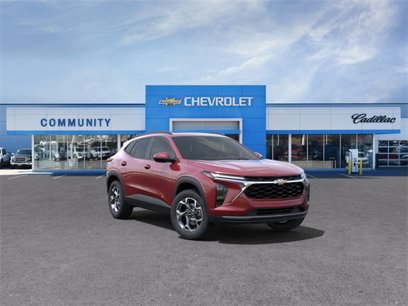New 2025 Chevrolet Trax LT w/ Sunroof Package