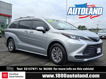 Certified 2025 Toyota Sienna LE