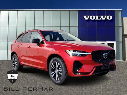 New 2025 Volvo XC60 B5 Core w/ Climate Package