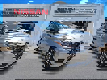 New 2025 Nissan Versa S