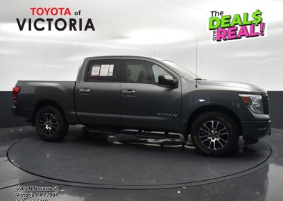 Used 2021 Nissan Titan SV w/ SV Convenience Package