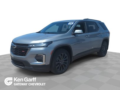 Used 2023 Chevrolet Traverse RS