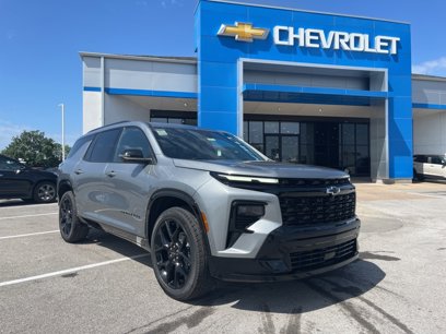 New 2025 Chevrolet Traverse RS w/ LPO, Floor Liner Package