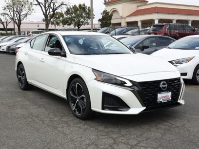 New 2025 Nissan Altima 2.5 SR