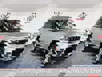 Used 2022 Jeep Grand Cherokee L Laredo w/ Luxury Tech Group I