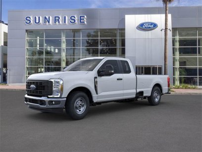 New 2025 Ford F250 XL w/ XL Chrome Package