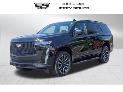Certified 2022 Cadillac Escalade Sport Platinum w/ Heavy-Duty Trailer Package