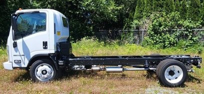New 2025 Isuzu NPR