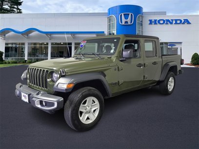 Used 2023 Jeep Gladiator Sport
