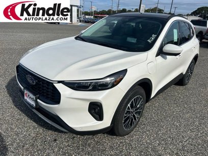 New 2024 Ford Escape SE w/ PHEV Premium Package